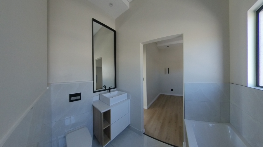 3 Bedroom Property for Sale in Sandown Western Cape